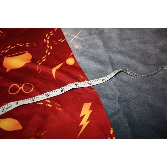 Fabulegs Women Small Wizard House Gryffindor Harry Potter Gold Quidditch Legging - Picture 8 of 10